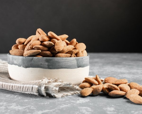 Kavrulmuş Tuzlu Badem İçi