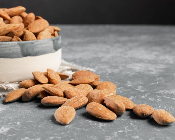 Kavrulmuş Tuzlu Badem İçi