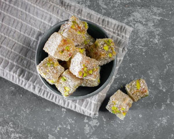 Hindistan Cevizli Antep Fıstıklı Lokum