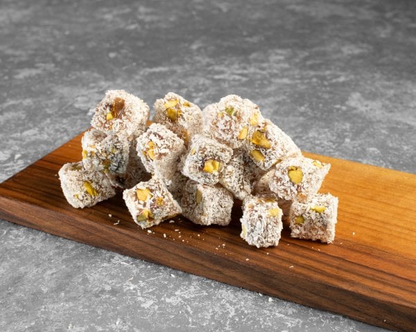 Hindistan Cevizli Antep Fıstıklı Küçük Lokum