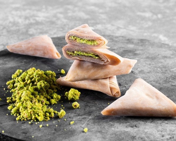 Maraş Usulü Antep Fıstıklı Samsa Muska