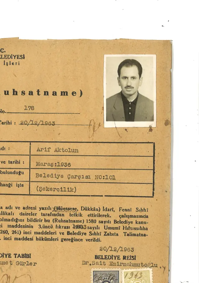 Arif Usta’nın fotoğraflı, 1963 tarihli dükkân ruhsatı